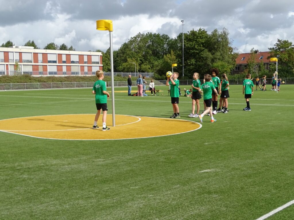 J2 in actie bij ADOS